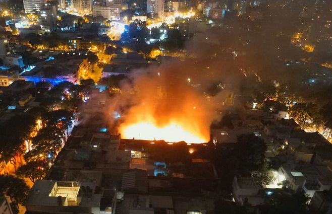 Incendio-Charrua-foto-Pablo-Rios.jpg