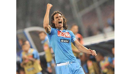 Cavani se proclamó goleador del Calcio Italiano con 29 goles