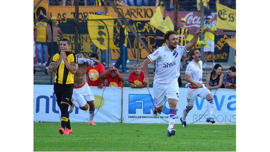 clásico recoba chino gol festejo