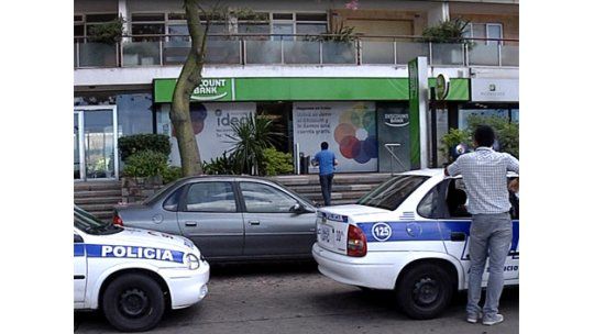 subrayado_media_legacy/Discount-bank-pocitos-asalto.jpg