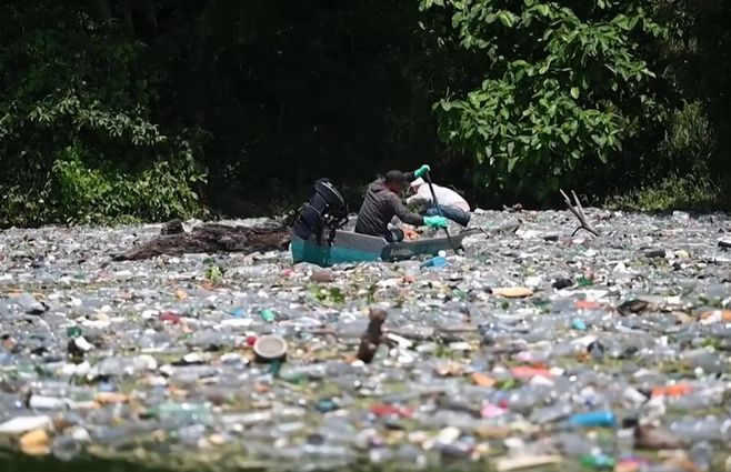contaminación-plásticos-día-de-la-tierra.jpg