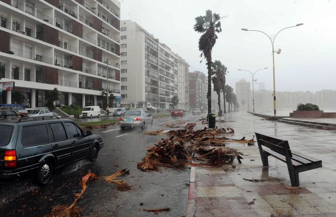 tiempo viento tormenta rambla.jpg