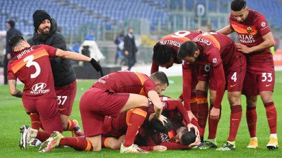 el inter de milan perdio pie ante la roma