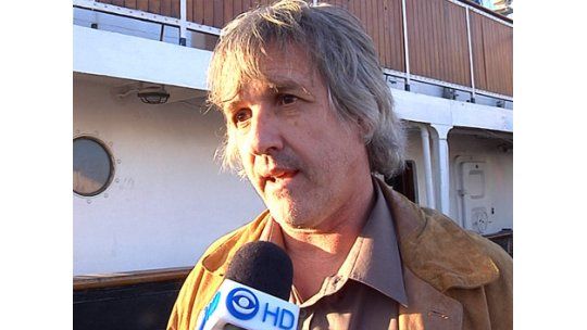 Identifican un trozo del avión caído que podría ser la cabina