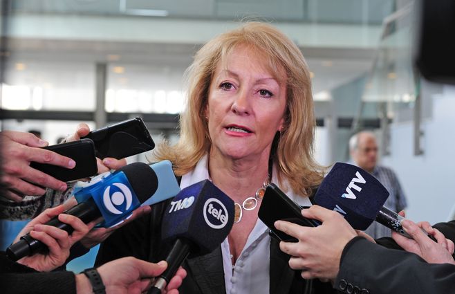 Vázquez y Mujica elogian la capacidad de gestión de Carolina Cosse. Puede ser candidata.