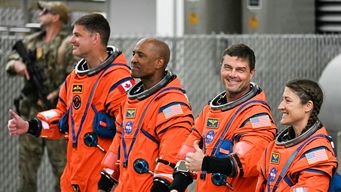 Los astronautas en la previa del despegue. Foto: AFP