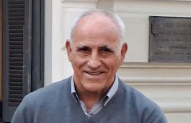 El Senado votó la pensión para Antonio Alzamendi. Foto: en 2024 recibió un reconocimiento en Durazno.