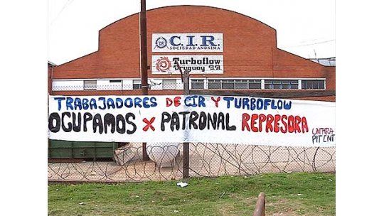 Metalúrgicas amenazan con cierres y gremio va hoy a la justicia