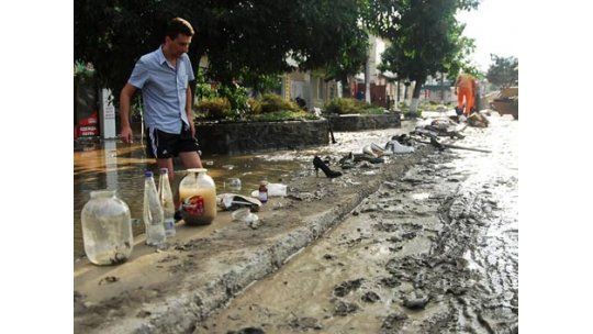 Inundaciones rusas con 171 muertos también se llevan a gobernador