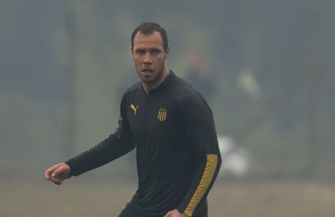 Vadocz, punta del mediocampo aurinegro. En húngaro llegó pedido por Forlán