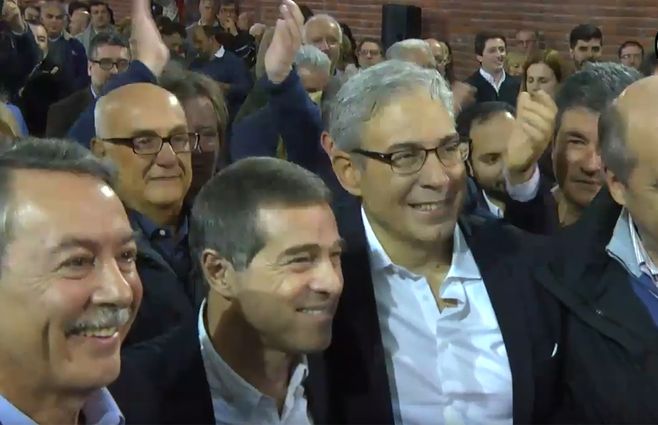 Talvi-Robert-Silva-convención.jpg