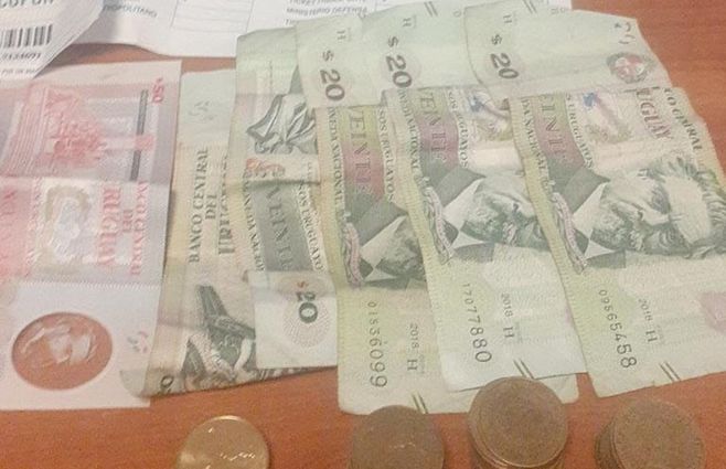 Foto cedida a Subrayado. Dinero que le fue incautado al menor, el sábado.