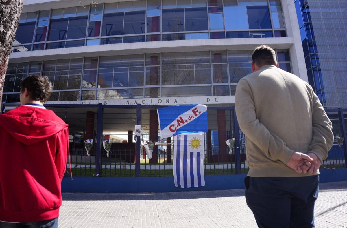 focouy-banderas-sede-nacional-juan-izquierdo.jpg