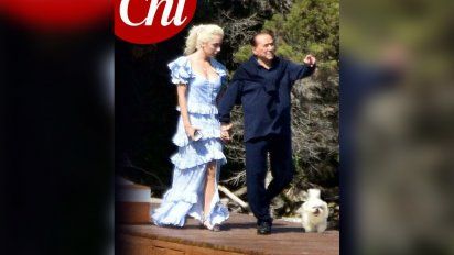 tras la cuarentena, berlusconi salio a pasear con su nueva novia 53 anos menor que el