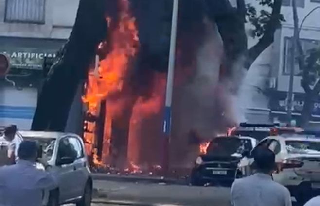 incendio-local-fuergos-artificiales-barrio-reus-video-vecino