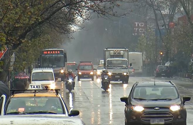 omnibus-8-de-octubre-transito-dia-lluvia-lluvioso