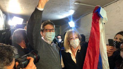 cosse gano en montevideo y anuncio que residuos, empleo y transporte seran su prioridad