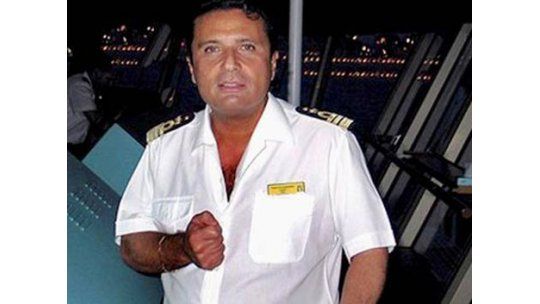 El ex capitán Schettino del Costa Concordia no se da por vencido