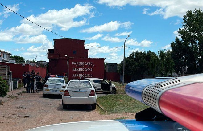 Foto: Mª Eugenia Scognamiglio, Subrayado. Escena del tiroteo en Cerrito de la Victoria.