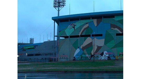 Acuerdo económico entre Fénix y Peñarol: juegan en el Centenario