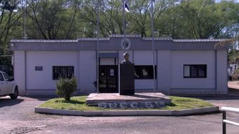 imputaron y enviaron a prision a una mujer por causarle quemaduras y lesiones a su hija de 13 anos