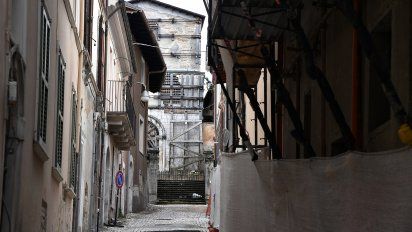 dos temblores de magnitud 5,2 y 4,5 sacuden el centro de italia