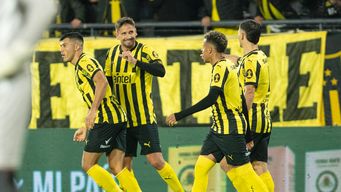 penarol vence 3 a 0 a river plate en el campeon del siglo por el torneo apertura