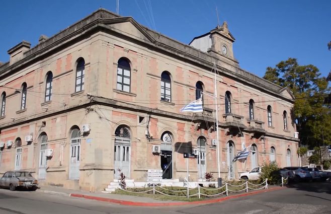 ADUANAS-SALTO-FUNCIONARIO.jpg