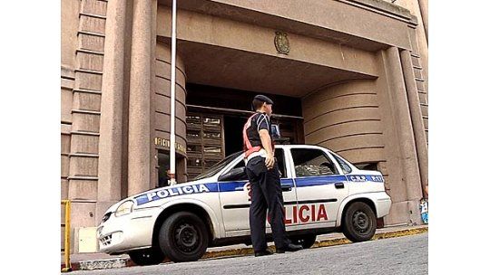 Funcionario policial disparó a delincuente que intentó rapiñarlo