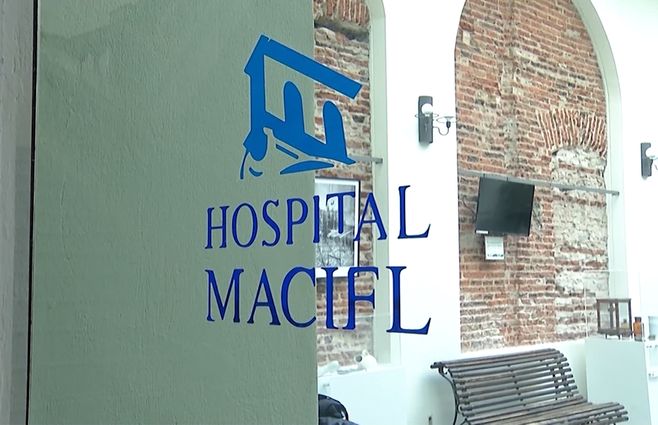 hospital-maciel-puerta-de-vidrio-logo.jpg
