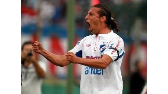 El Tanque y Nacional, duelo por el liderazgo esta noche