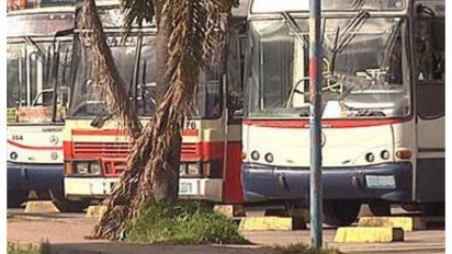1 de mayo: omnibus dejan de salir desde las 19 y no habra taxis desde la medianoche