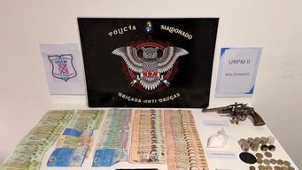 un condenado y dos imputados en maldonado por delitos vinculados a sustancias estupefacientes
