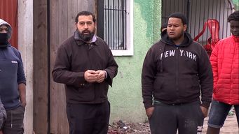 comunidad dominicana se reunio con diputado del frente amplio: piden saneamiento y seguridad en su barrio