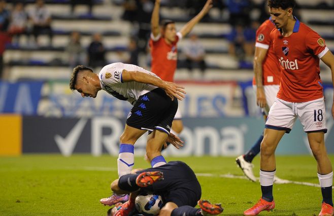 Nacional Vélez Foco uy (3).jpeg