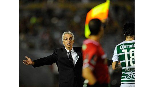 Dura derrota de Peñarol como local: Santos Laguna ganó 2 a 0