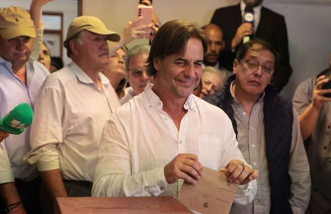 Vota Lacalle Pou. Foto: FocoUY