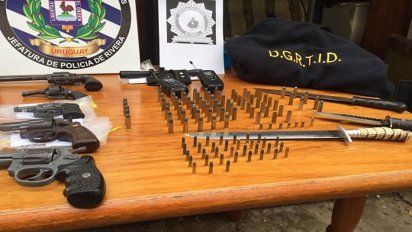 libertad vigilada y arresto domiciliario para 10 personas imputadas por venta de droga