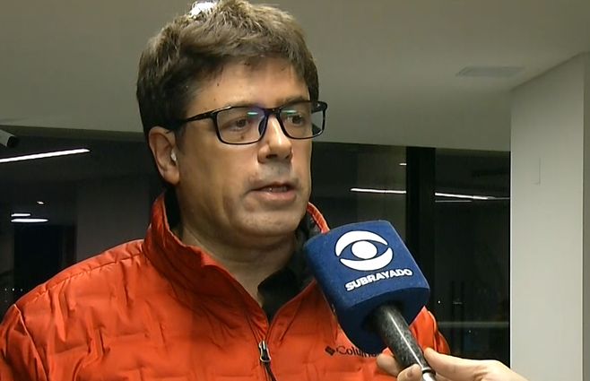 gustavo-prato.jpg