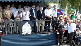 nos vamos, pero...; el comentario de armando casteingdebat que provoco risas y un gesto de lacalle pou