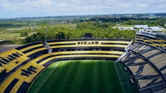 confirmaron el clasico para el sabado 9 de agosto a la hora 15:00, en el campeon del siglo