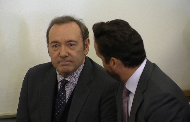 kevin-spacey-y-su-abogado.jpg