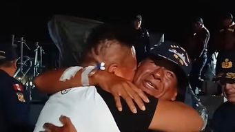 pescador peruano rescatado tras naufragar por 94 dias fue dado de alta
