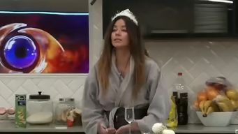 la salida de selva emociono a eugenia, una de las cuatro semifinalistas de gran hermano