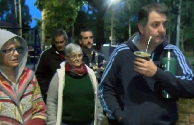 vecinos-manifestación-los-titanes