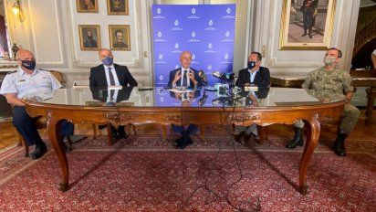 defensa asegura que en 8 horas distribuira las vacunas contra el covid en todo el pais