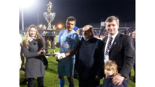 Nacional le ganó a Libertad de Paraguay con buenos indicios