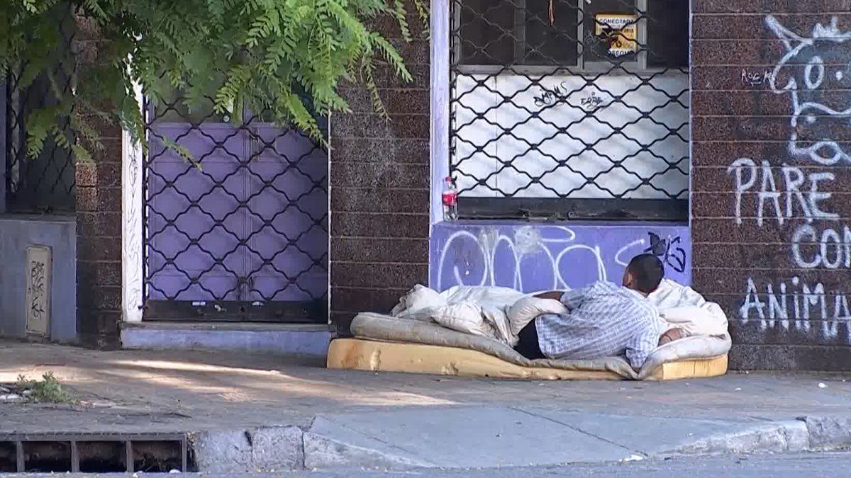 Gobierno presenta nuevo plan para atender a las personas que viven y duermen en la calle