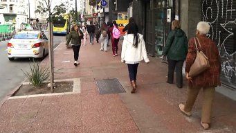 Foto: Subrayado. Avenida 18 de Julio, en Montevideo.