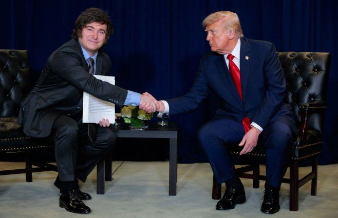 Foto: AFP. Javier Milei (Argentina) y Donald Trump (EEUU), mandatarios.